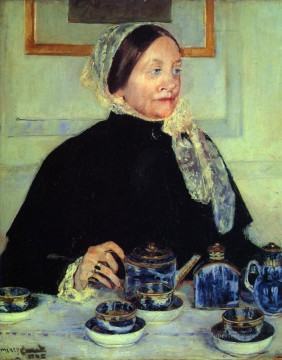 Lady at the Tea Table mothers children Mary Cassatt Oil Paintings